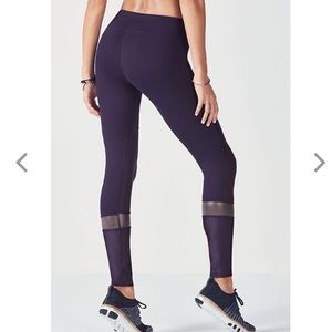Fabletics Leggings w/ matching sports bra