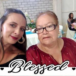 Meet your Posher, Cynthia