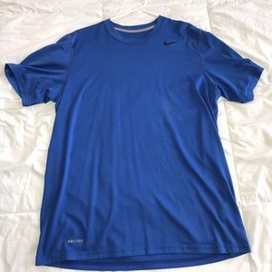 Men's Nike Blue t-shirt (Medium)