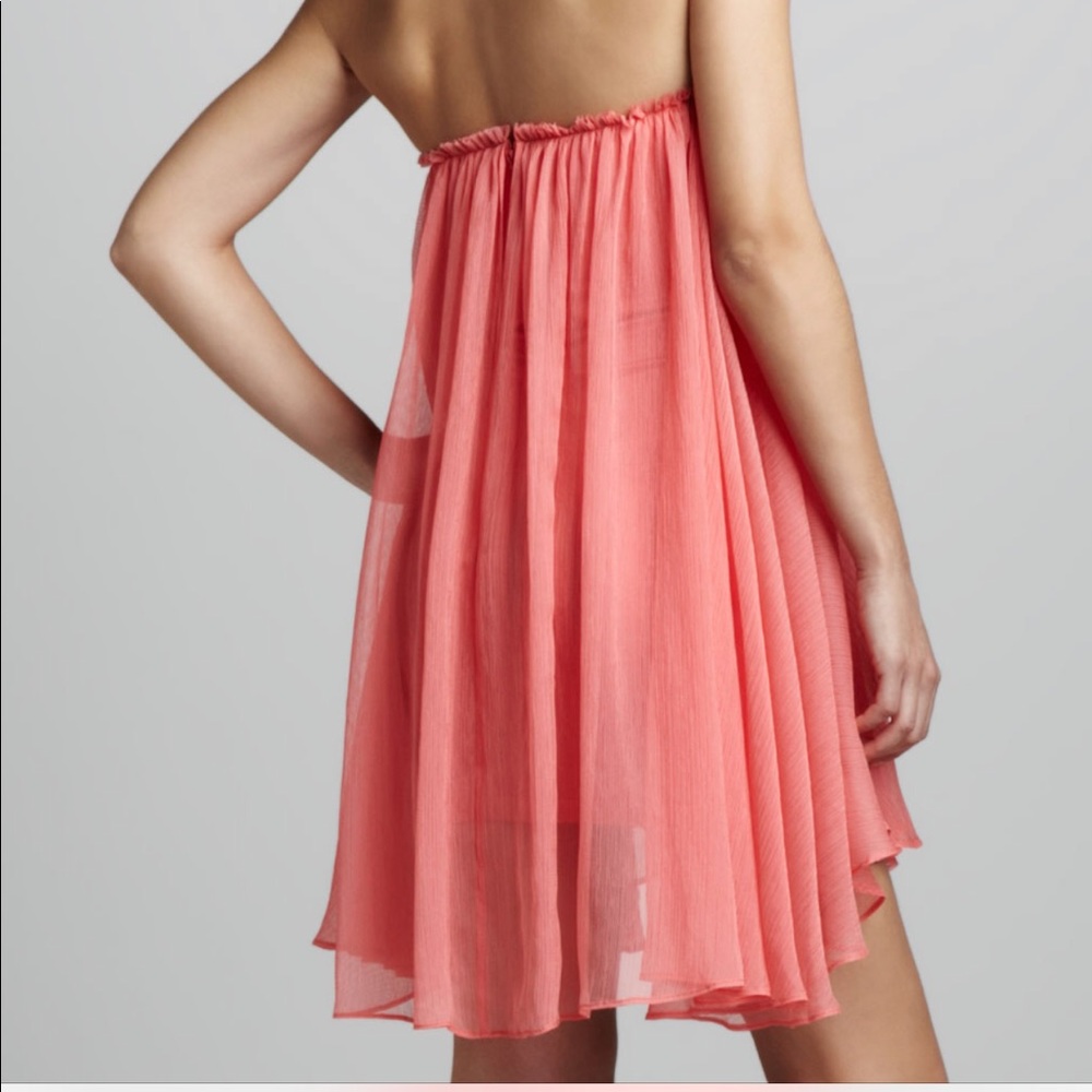 Blaque Label || Trapeze Dress - Picture 2 of 7