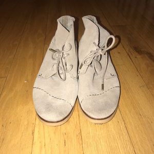 High top toms! Good as new😊