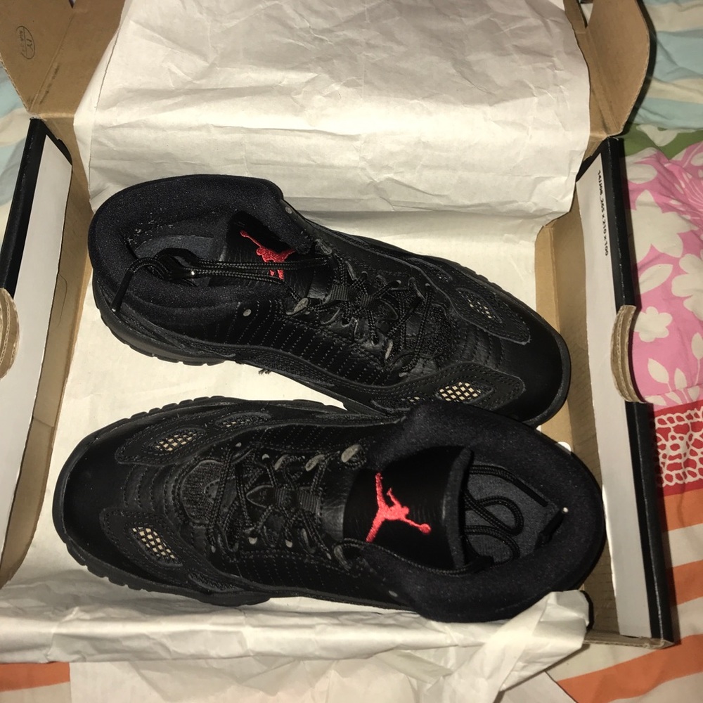 Air Jordan 11 Retro Low