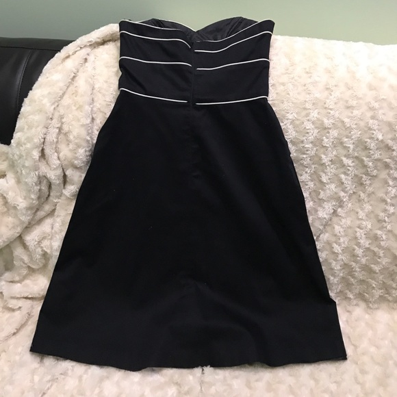 WHBM Strapless Dress 👗 w/ pockets Sz 0 - Picture 5 of 5