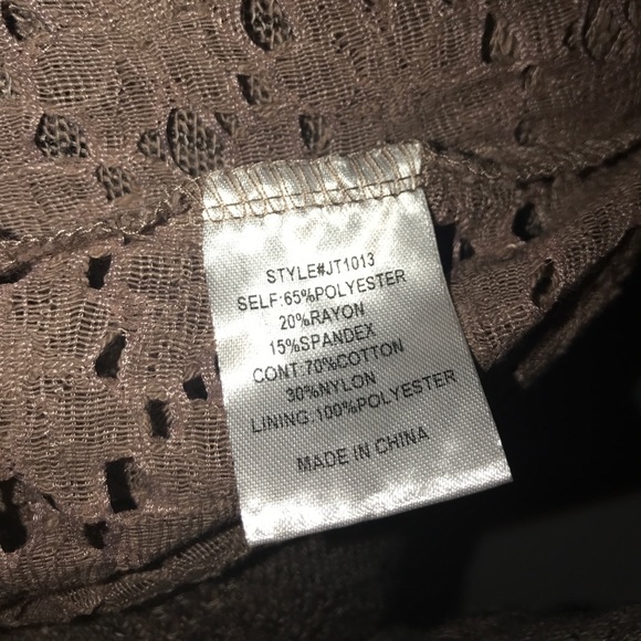 NWT elegant top - Picture 4 of 6