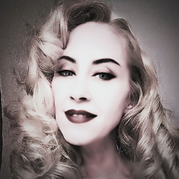 Meet your Posher, Kim - Picture 1 of 1