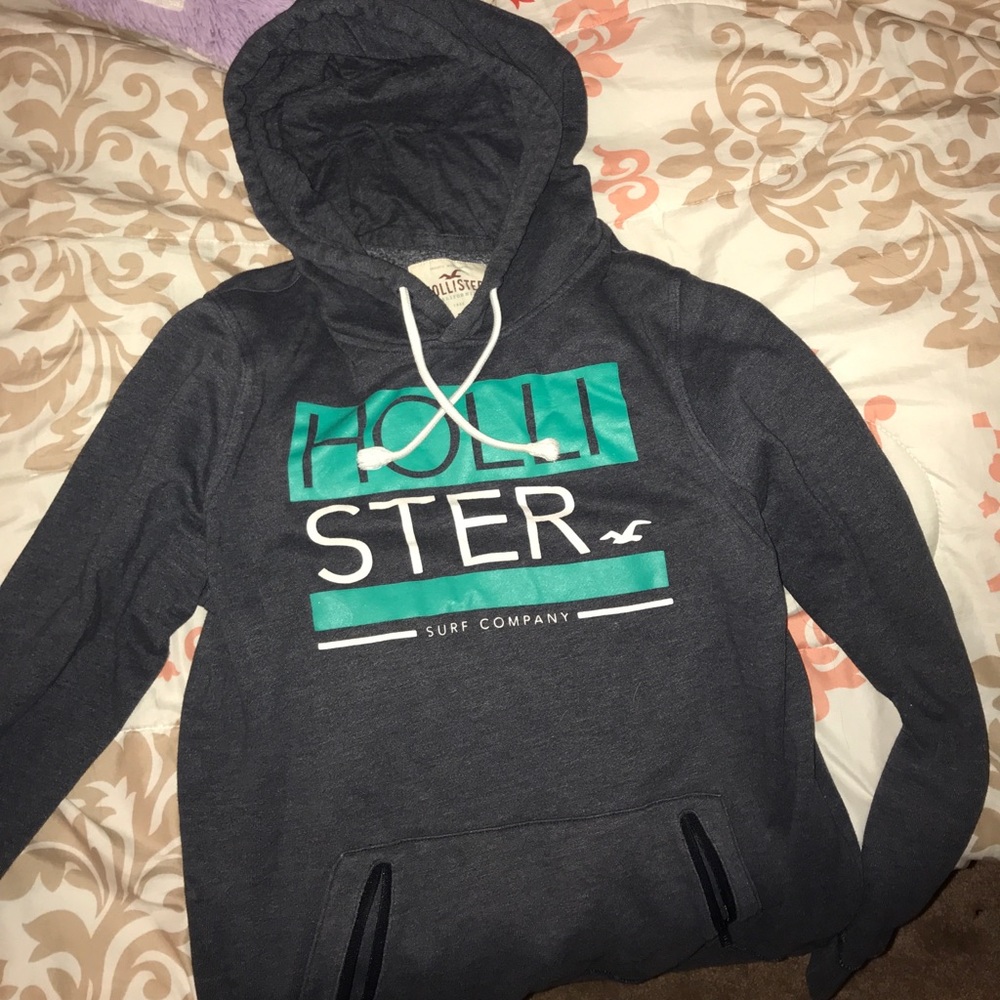 Hollister Hoodie