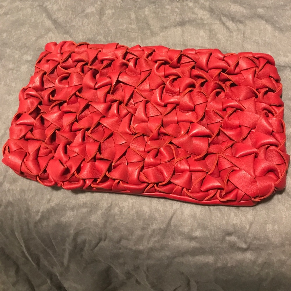 Red clutch CC Skye