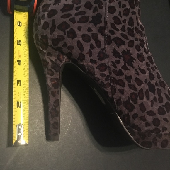 Cheetah boot heels ๐ - Picture 6 of 6