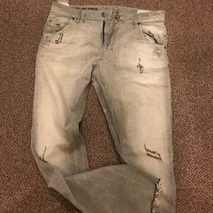 Diesel jeans Krooley distressed.