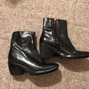BCBG ankle boots