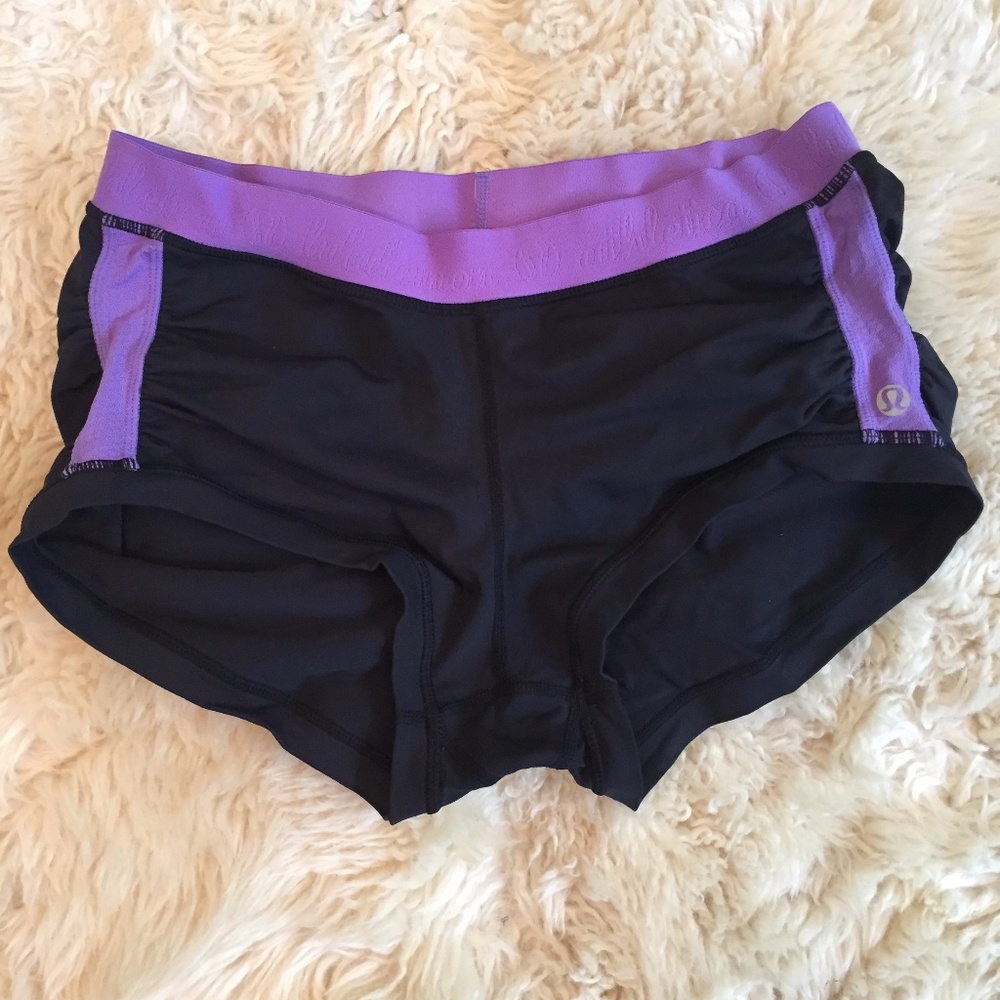 Lululemon Black and Purple Spandex Shorts Sz. 8