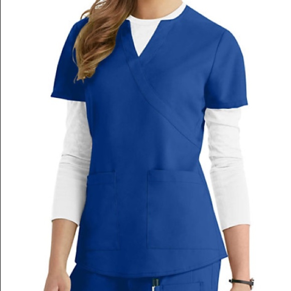 Barco NRG 2-pocket Mock-wrap Tops