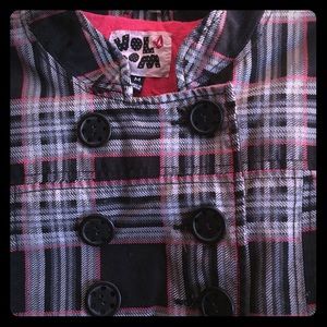 Super cute Volcom cropped plaid jacket