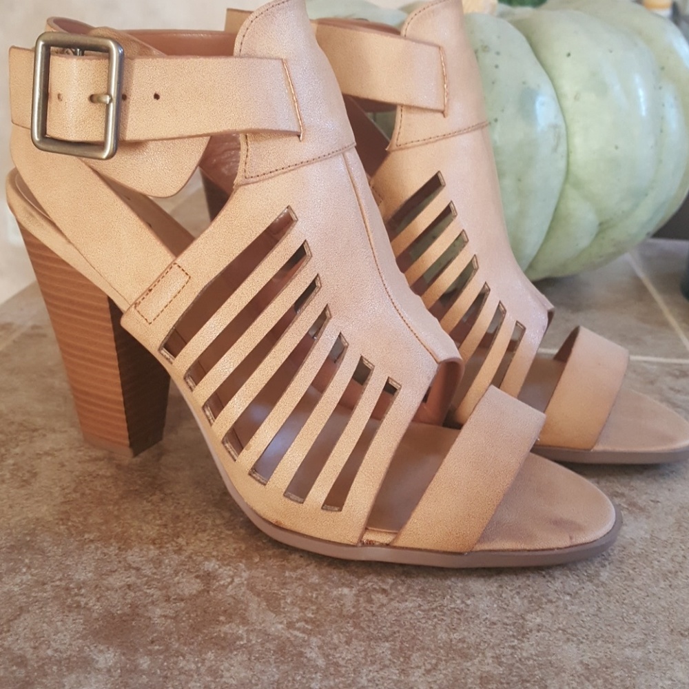 Open toe heels