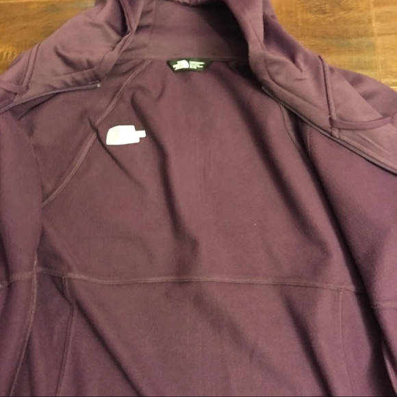 🔴SOLD🔴The North Face Women's Momentum Zip Hoodie - Picture 4 of 6