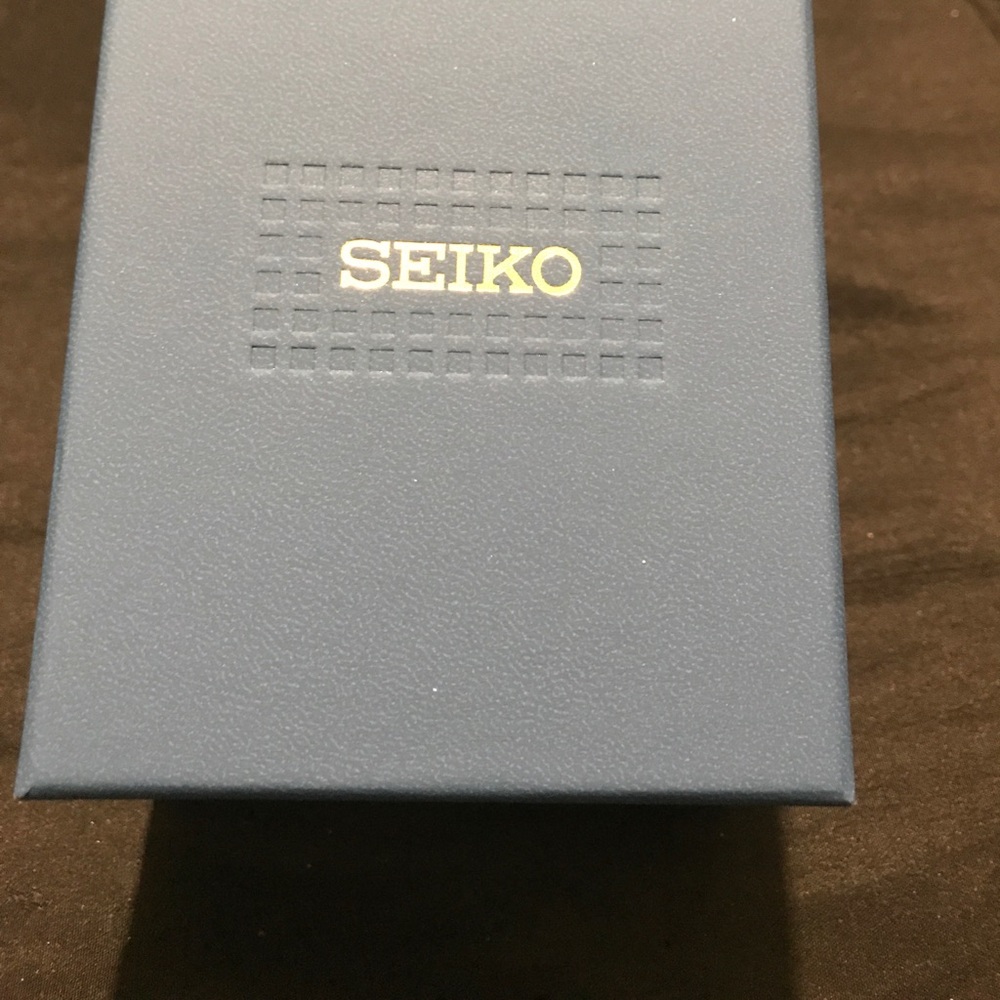 New ladies bracelet Seiko Watch