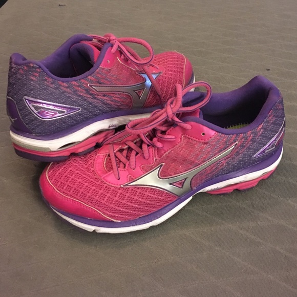 mizuno wave inspire 11 size 8.5