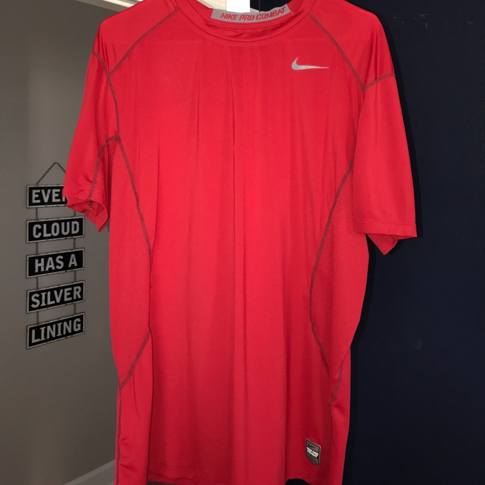 Men's Nike Pro Combat t-shirt (Large)