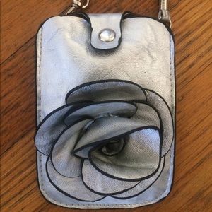 Silver Metallic cross body going out clutch