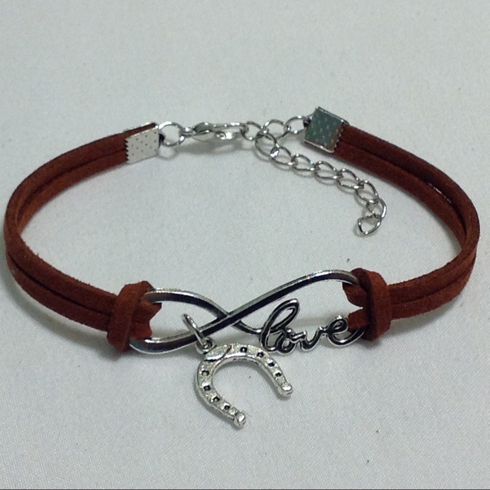 Horse shoe love leather bracelet