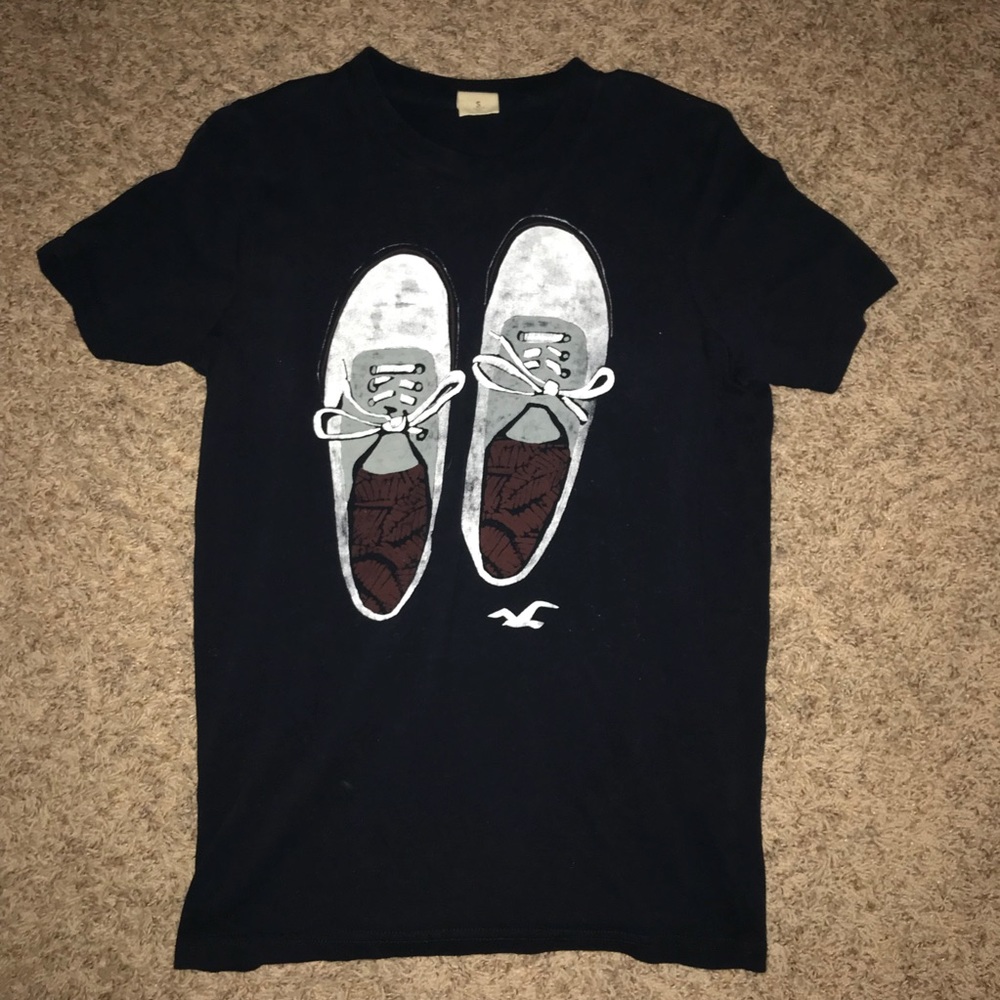 sneaker tee