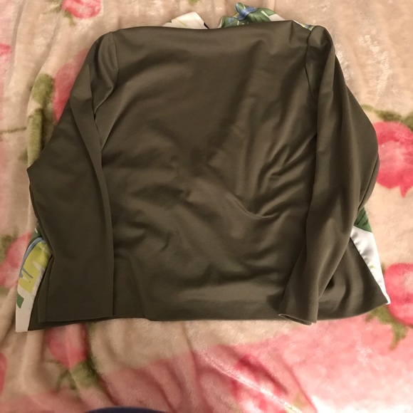Light jacket / Blazer type - Picture 2 of 2