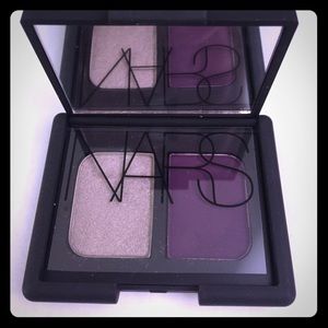 NARS Duo Eyeshadow in Mélusine
