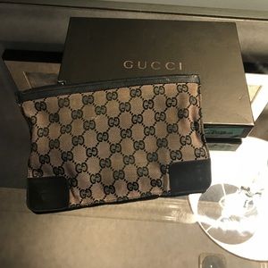Authentic Gucci Makeup bag/clutch