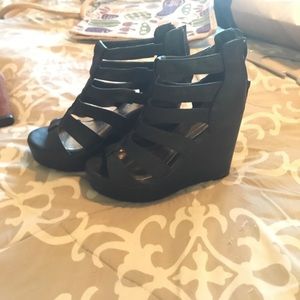 Madden Girls Wedges
