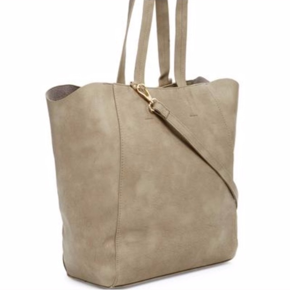 " Feeling Fringy" Everyday Tote - Picture 2 of 3