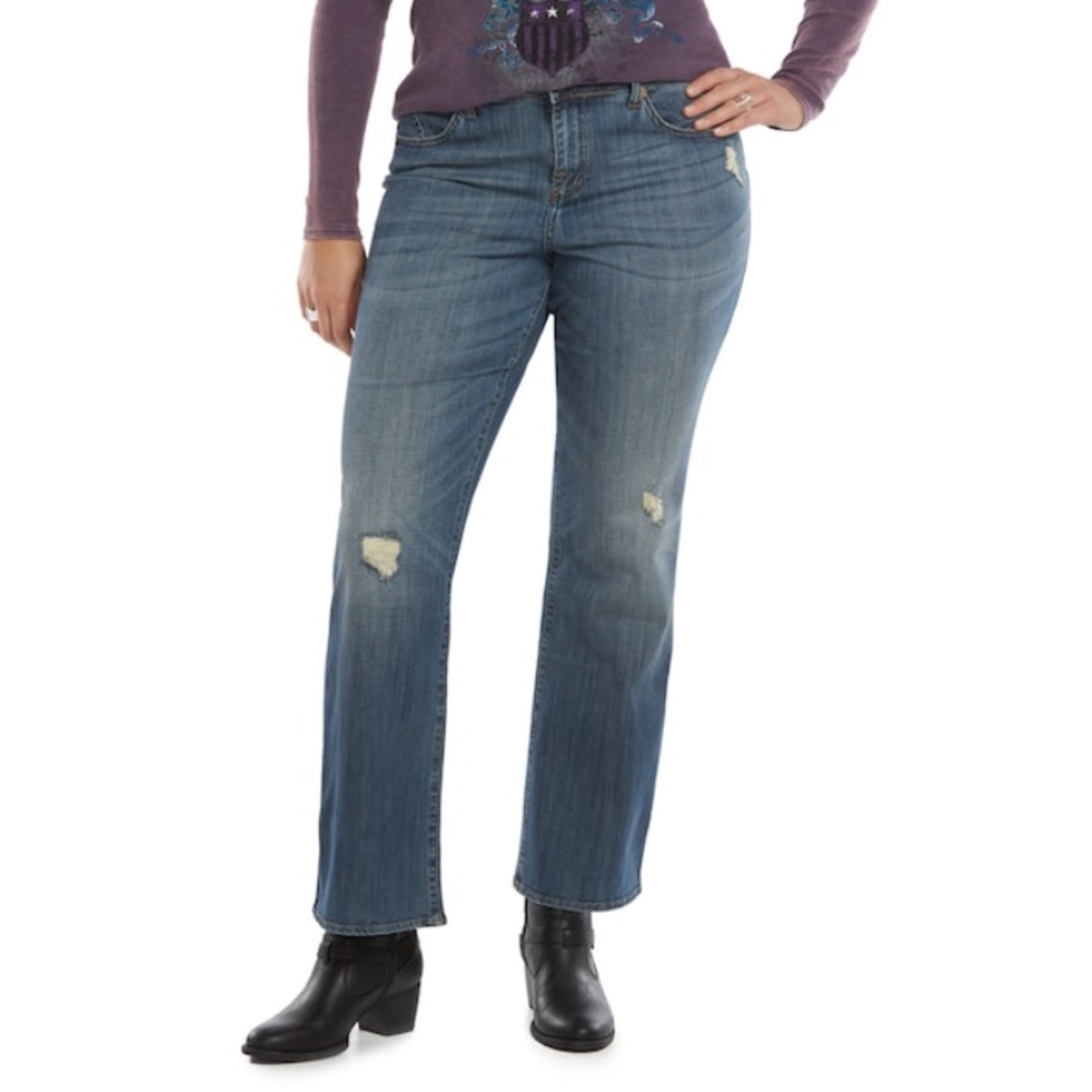 🎶🆕👖R&R Distressed Bootcut Jeans👖🆕