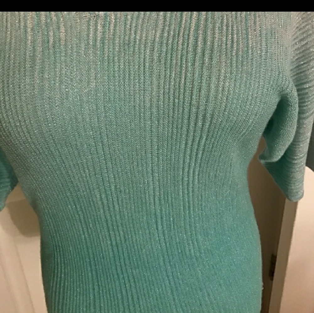 Women's sweater