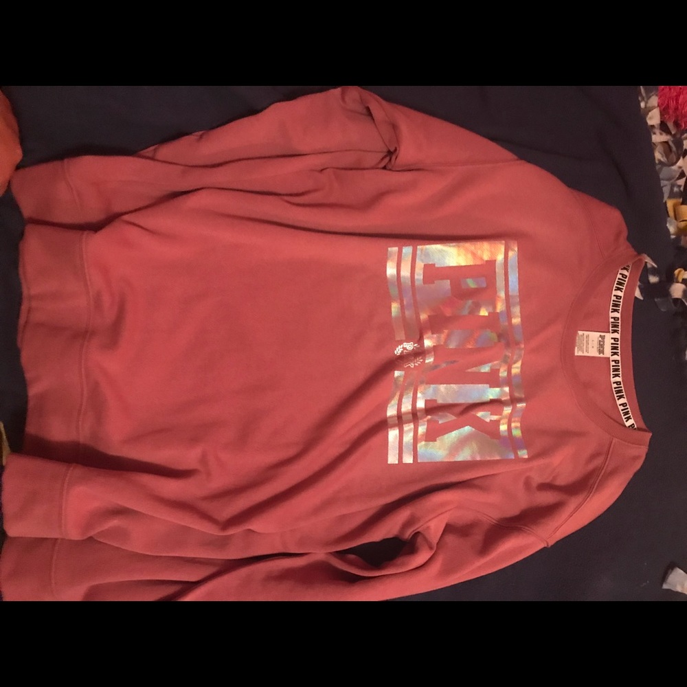 Pullover sweater
