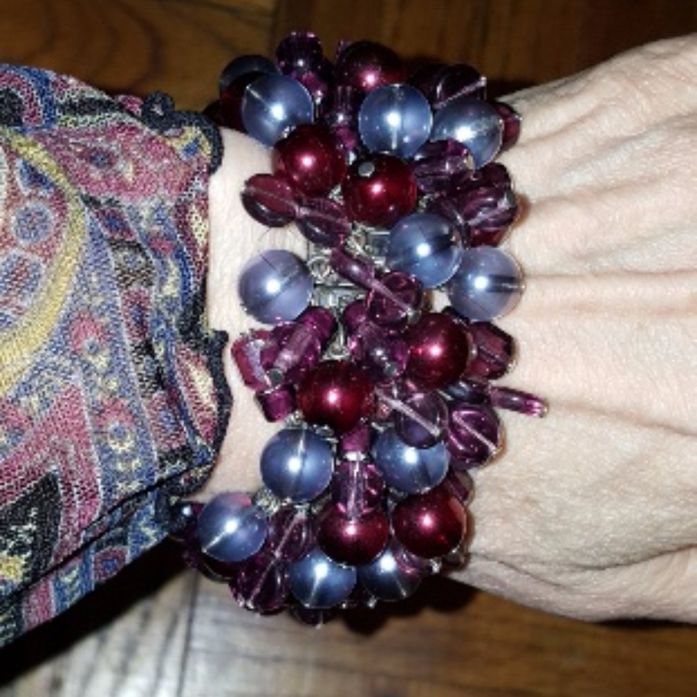 NICOLE MILLER Beaded Multicolored Stretch Bracelet