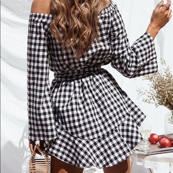Gingham off the shoulder dress - Picture 5 of 5