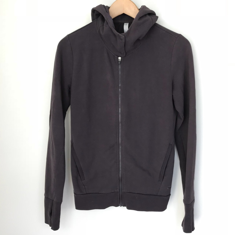 Gap Fit zip-up hoodie with pockets and thumb holes
