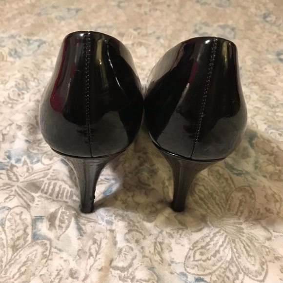 Fergalicious Shiny Black Peep Toe High Heels - Picture 4 of 7