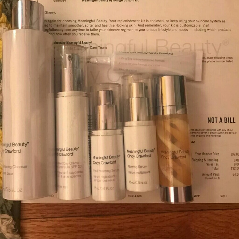 7 meaninful beaty Cindy Crawford products
