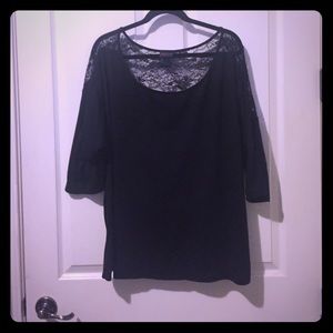 Size 3 Black lace detail Torrid top