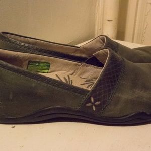 Ahnu Green Walking Shoes