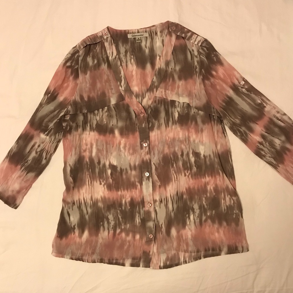 🎁 Taupe & blush button up blouse