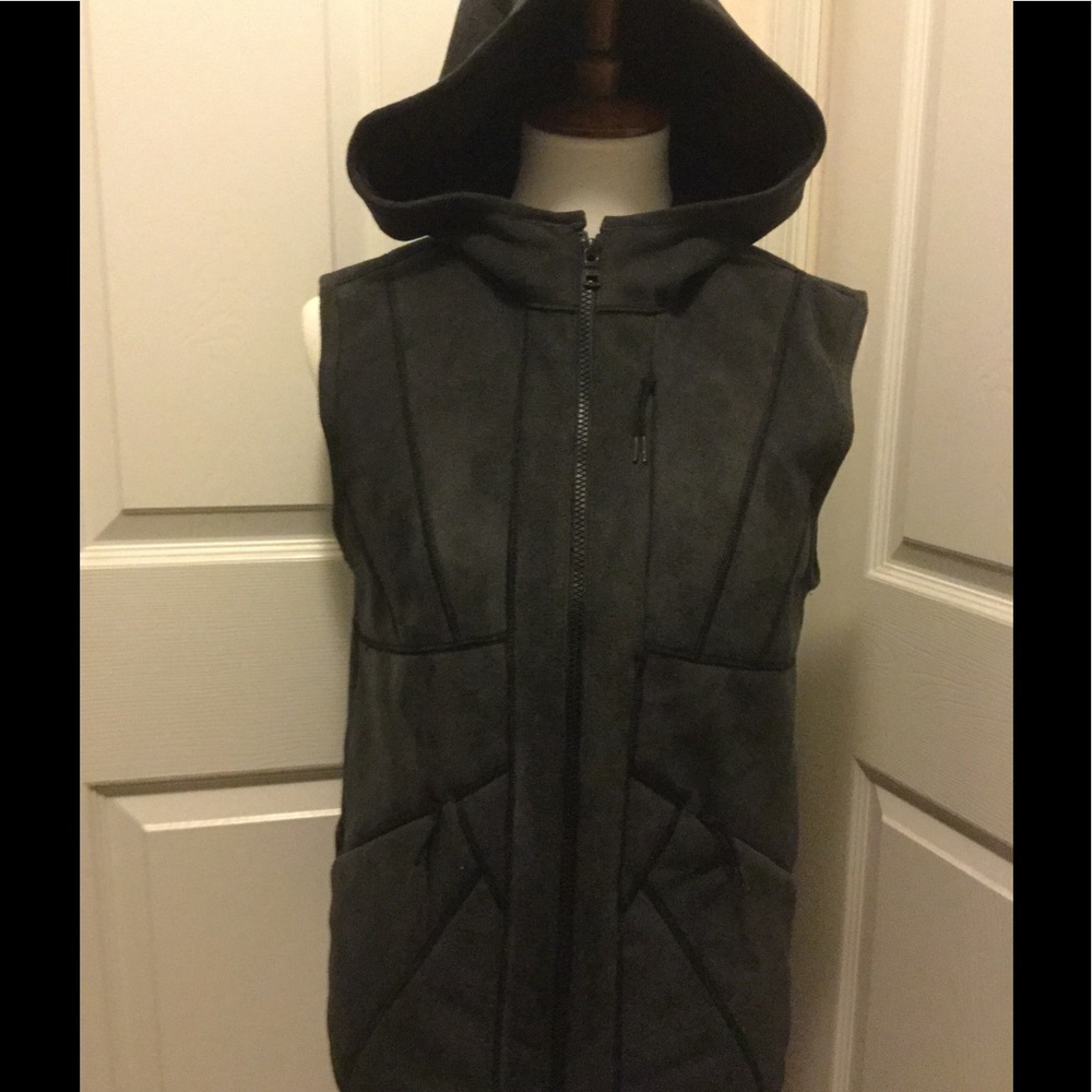 Armani Xchange unisex fur lined hooded vest, sz S
