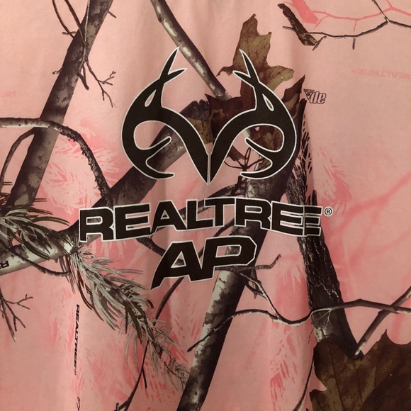 Real Tree Camo Top - Picture 2 of 4