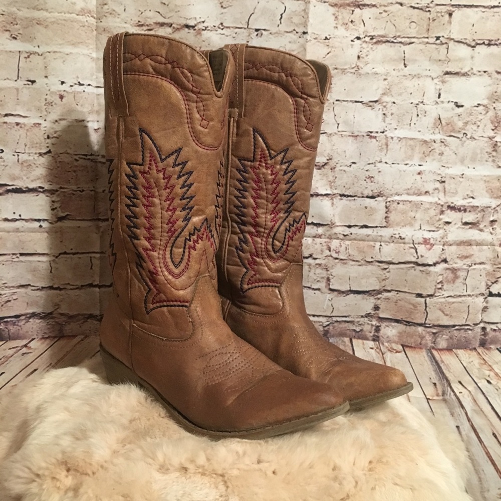 (Sold on merc) Faux leather cowboy boots!
