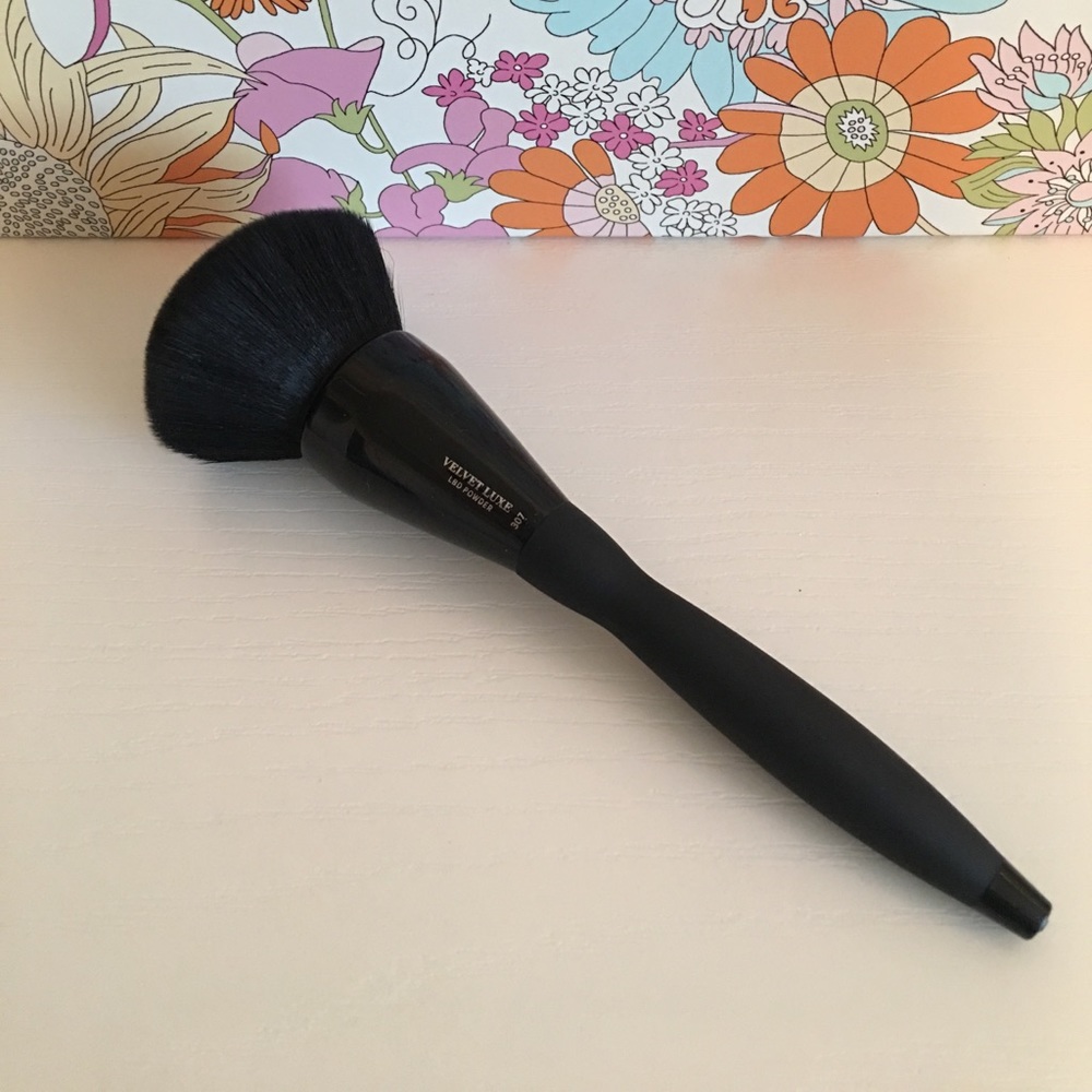 Velvet Luxe #307 Brush