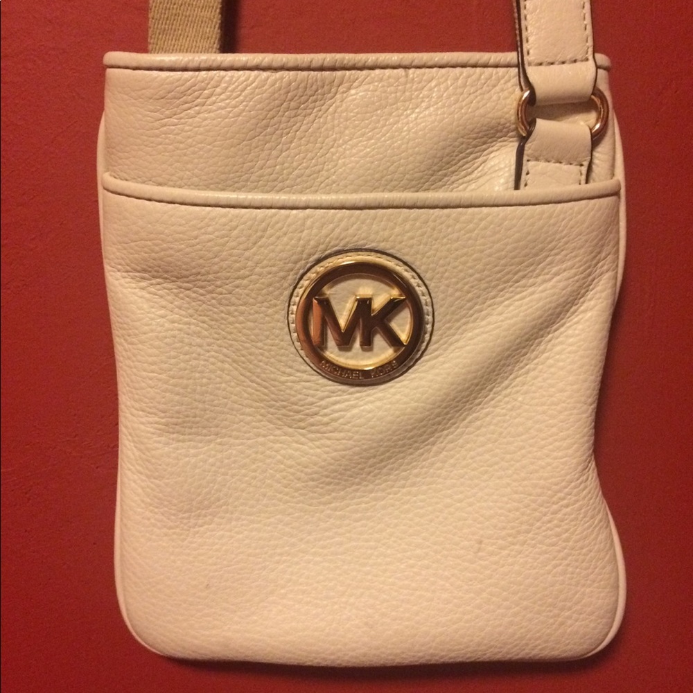 MK Michael Kors Crossbody Bag in Beige Leather
