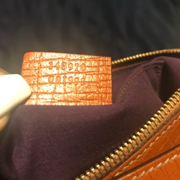 Envelope Style Gucci - Picture 2 of 5