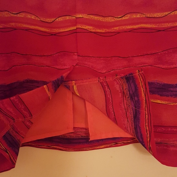 Vintage abstract print red sheath dress - Picture 3 of 3