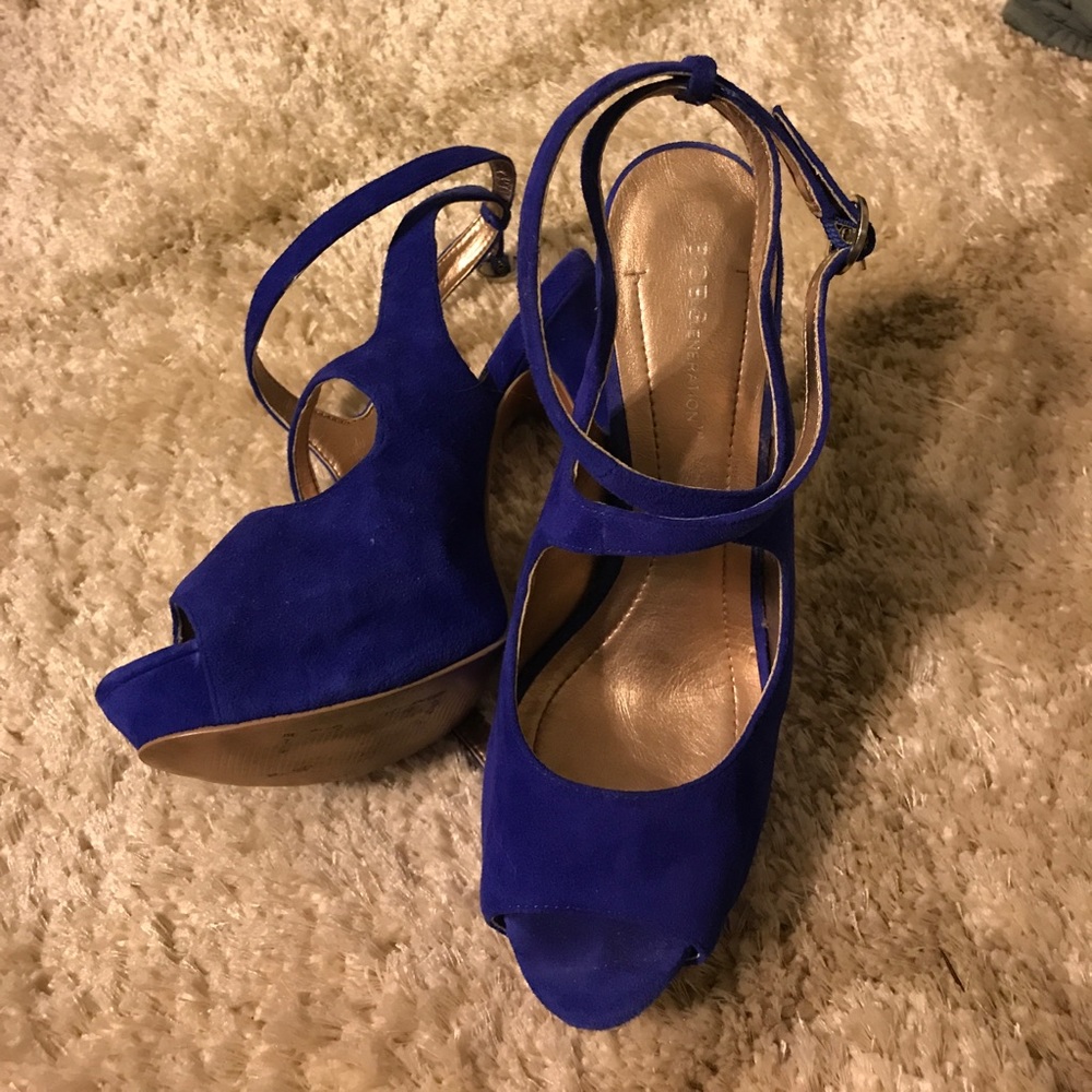BCBGeneration Ebonee cobalt suede heels!!!!