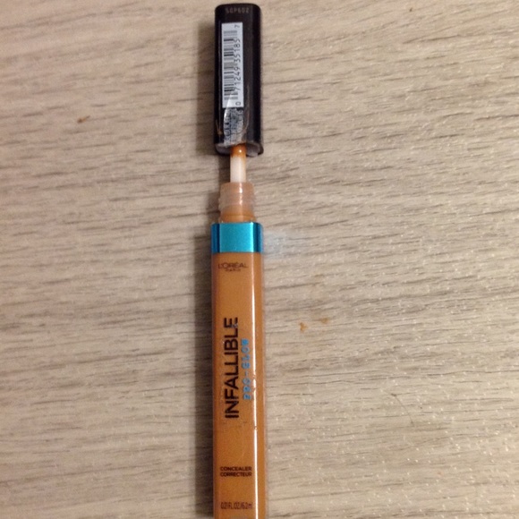 Gently Loved Foundation & Conceal DarkerComplexion - Picture 4 of 8